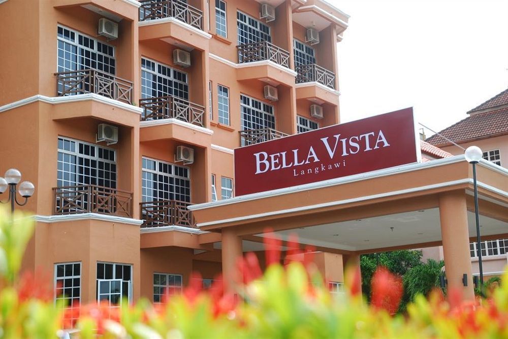 Bella Vista Express Hotel Pantai Cenang  Exterior photo